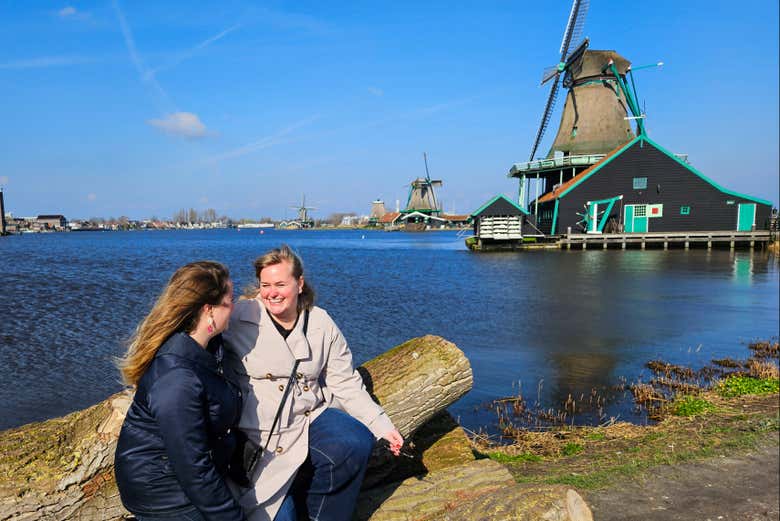 Contemplando los molinos de Zaanse Schans