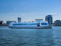 Paseo en barco grande por el puerto de Ámsterdam