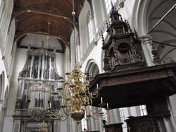 Iglesia Nueva, interior