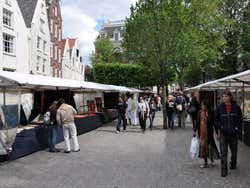 Spui, mercado